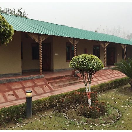 מלון Muzaffarnagar Dr. Sudha'S Ayurveda מראה חיצוני תמונה
